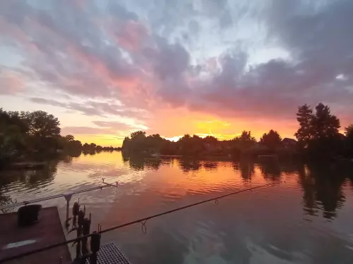 Nagyfoki-holtág horgászhely képe – Szarvas