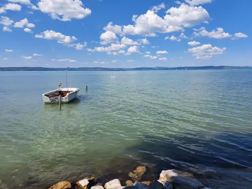 Horgászhely: Balaton, ábrahámhegyi partszakasz