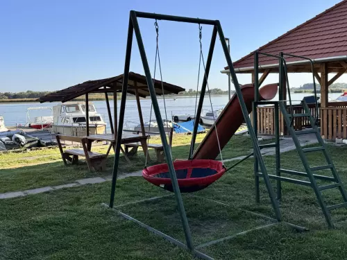 Fűzfa kikötő és pihenőpark - Galéria kép