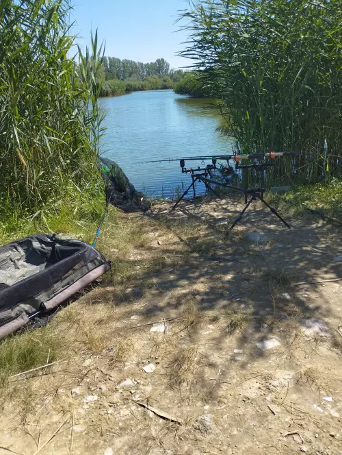 Horgászhely: Paradicsomi horgásztó