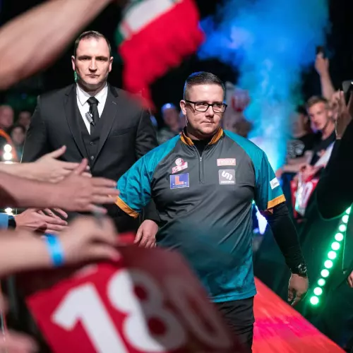 A horgaszhelyek.hu a Darts Világbajnokság színpadára lép – büszkén támogatjuk Kovács Patrikot!