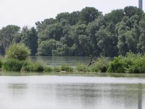 Horgászhely: Tököli Sóderbánya-tó
