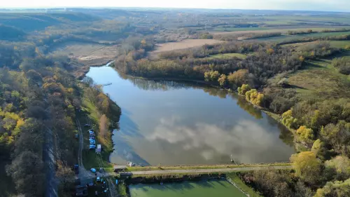 Horgászhely: Mókus horgásztó